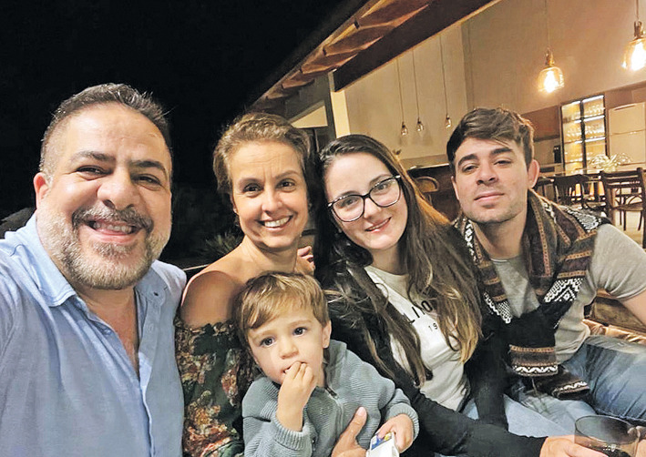 Niéliton com sua família