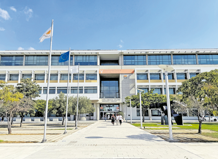 Estudo da filosofia educacional do presidente Ikeda