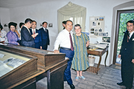 Ikeda sensei visita o museu memorial de Beethoven