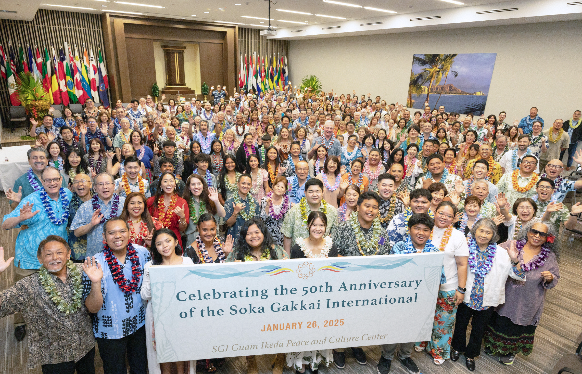 Encontro comemorativo do 50º aniversário de fundação da SGI é realizado em Guam