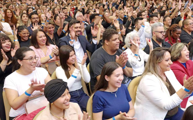 "Nosso avanço, nossa vitória”