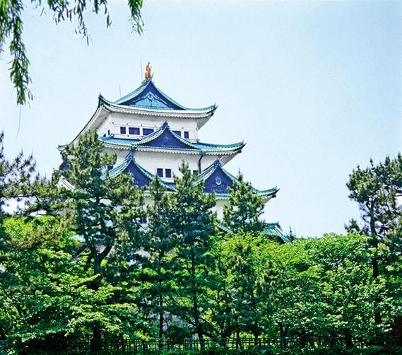 [98] Capítulos “Surgimento da Torre de Tesouro” e “Devadatta” Seja um buda que brilhe ao máximo em meio às realidades deste mundo